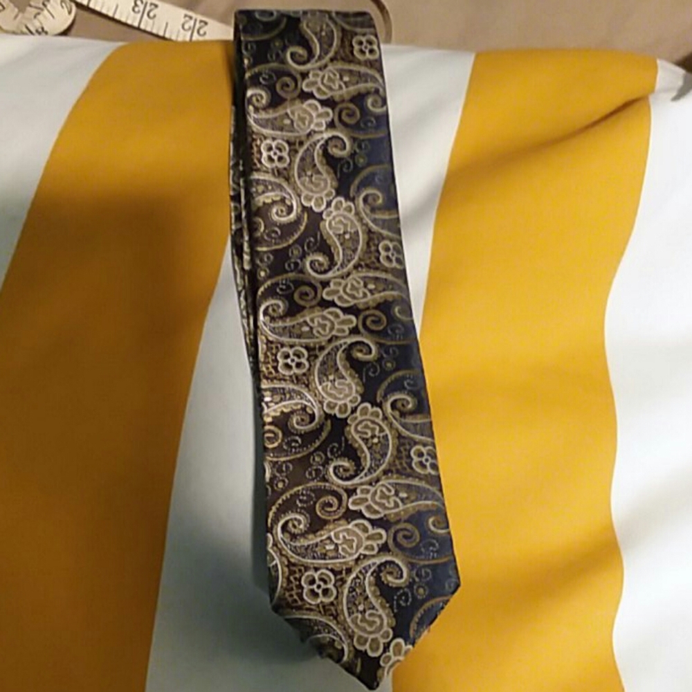Floral Paisley Tie
